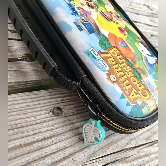 NINTENDO Switch Animal Crossing Hard Case & Game Cases - Picture 2 of 8